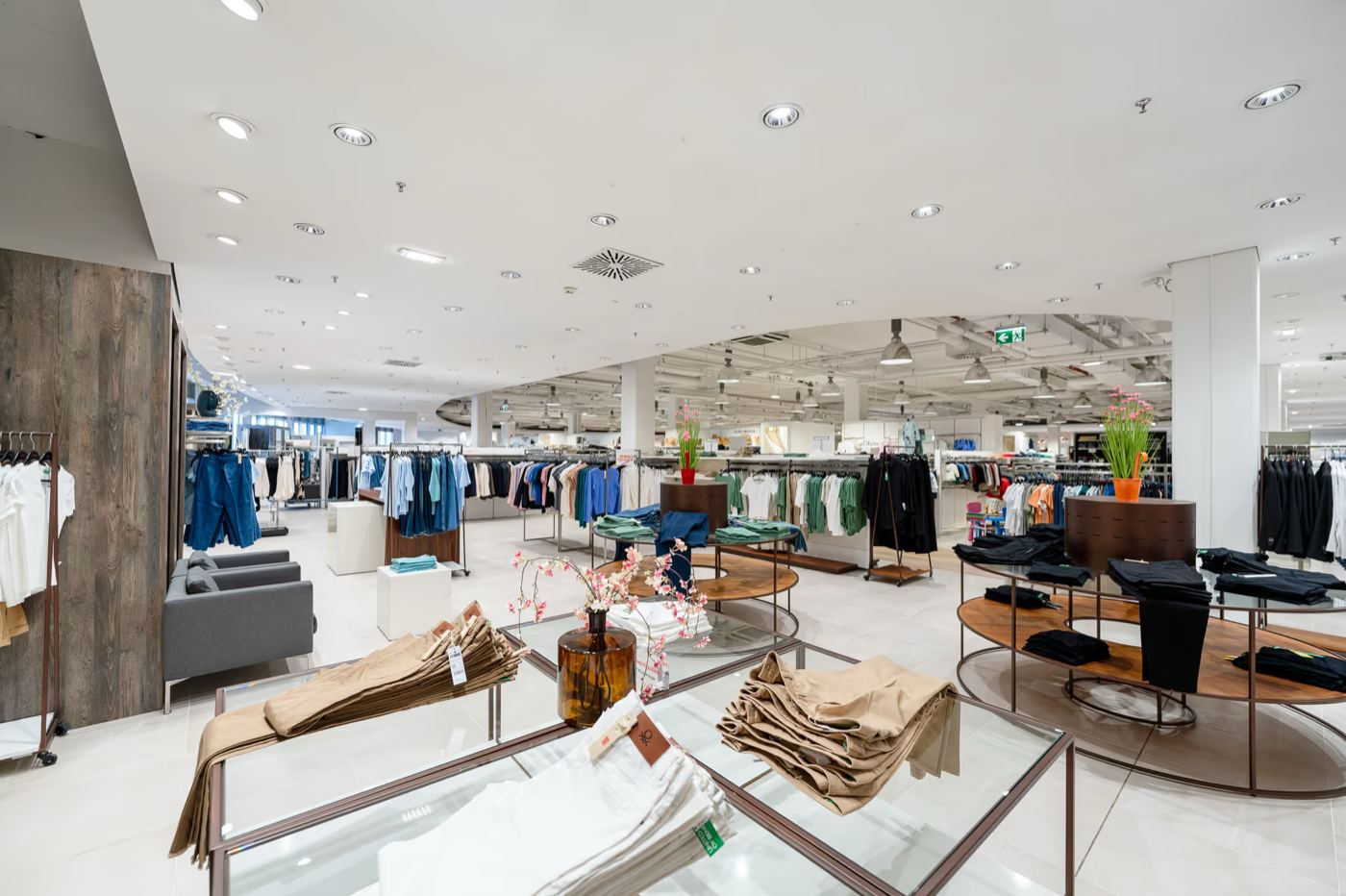 Shopausbau Sorelle Ramonda — Verkaufsfläche — Ansicht 2