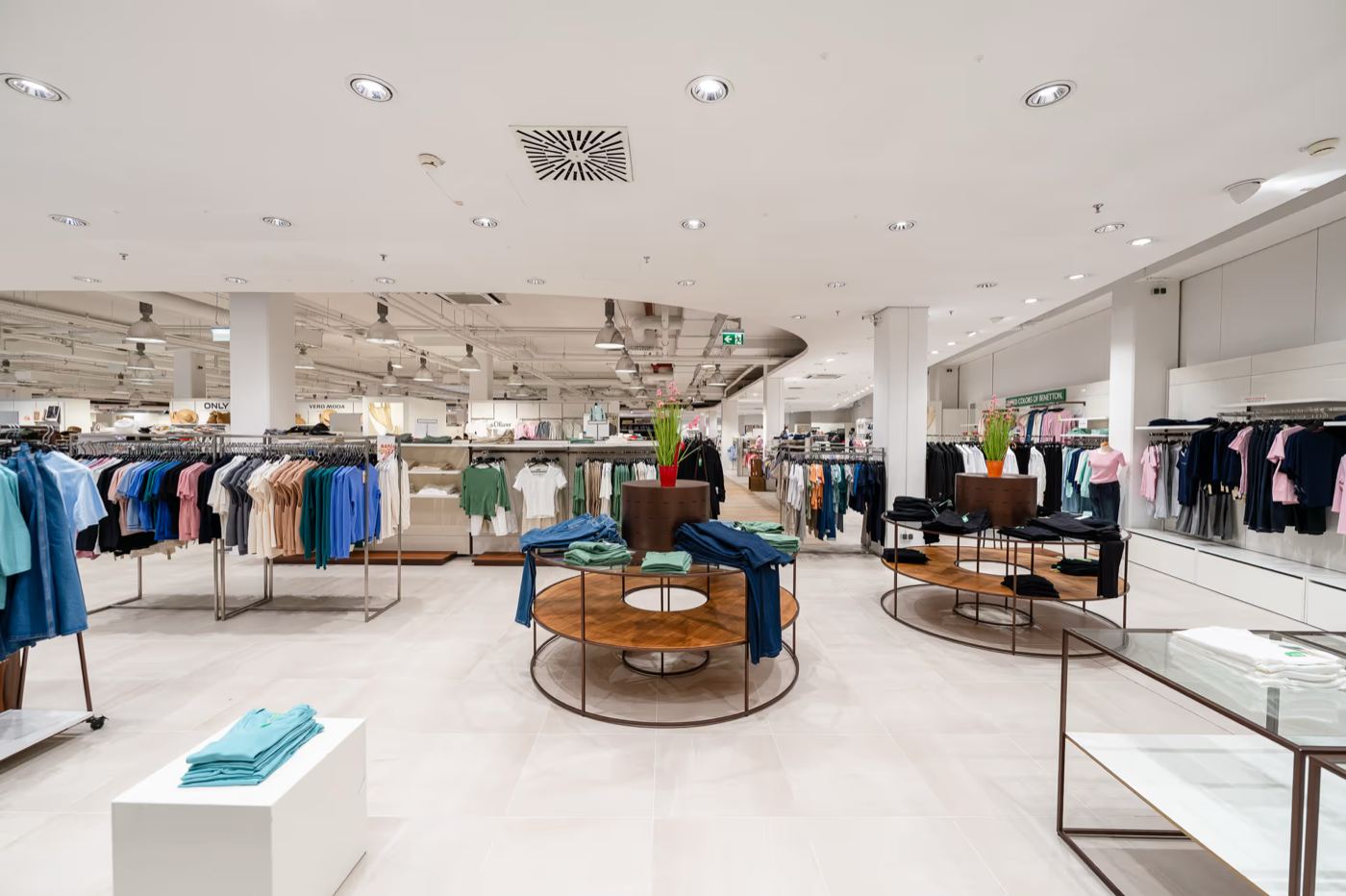 Shopausbau Sorelle Ramonda — Verkaufsfläche — Ansicht 5